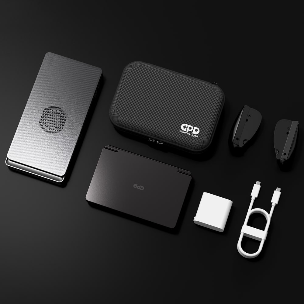Εικόνα που παρουσιάζει το GPD G1 2024 eGPU Docking Station, αναδεικνύοντας τη GPU AMD Radeon RX 7600M XT, τον διακόπτη TGP Toggle Switch και τις ευέλικτες επιλογές συνδεσιμότητας. Ιδανικό για gamers και επαγγελματίες που αναζητούν απαράμιλλη απόδοση και κομψή σχεδίαση. 